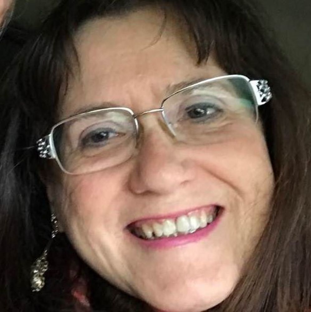 Meet your Posher, Nelli